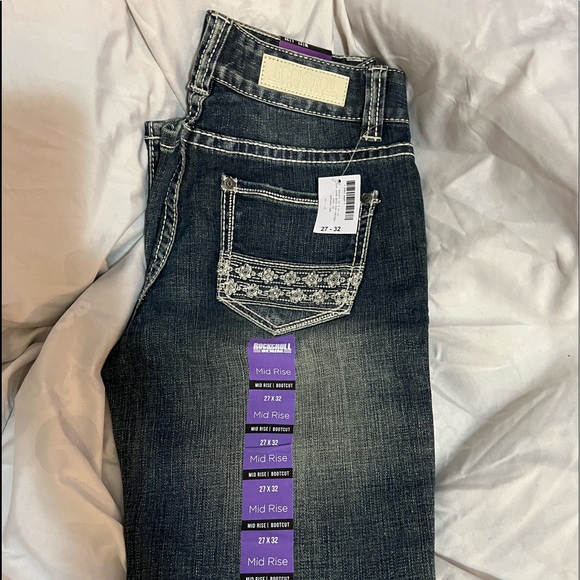 Rock in Roll Cowgirl Jeans - Picture 1 of 2